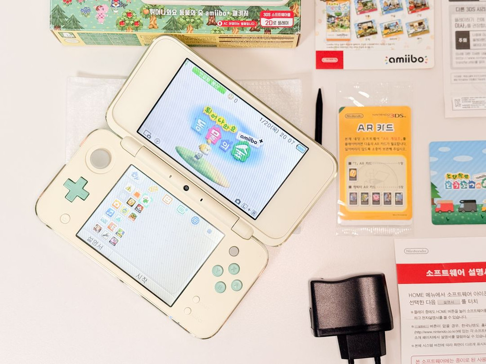 뉴 닌텐도 2DX 튀어나와요 동물의숲(튀동숲) 한정판 판매합니다(상태 아주 좋음)--5