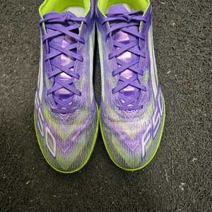 아디다스 f50 프로 tf 270