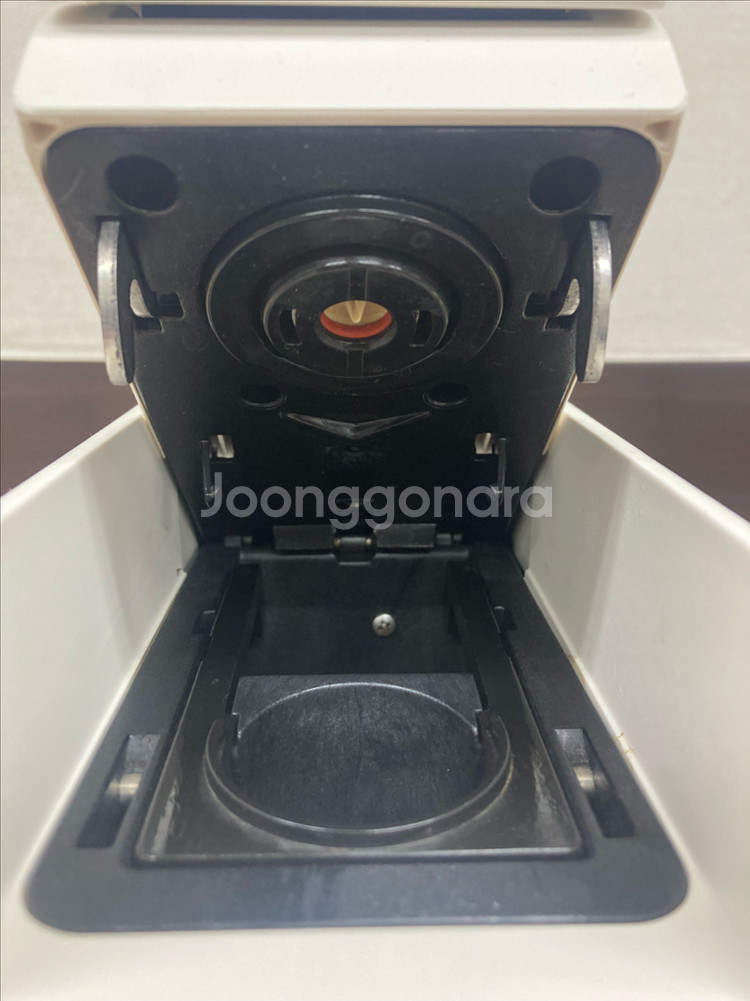 (거의새것) 일리 illy Y3.3 캡슐 커피머신--4