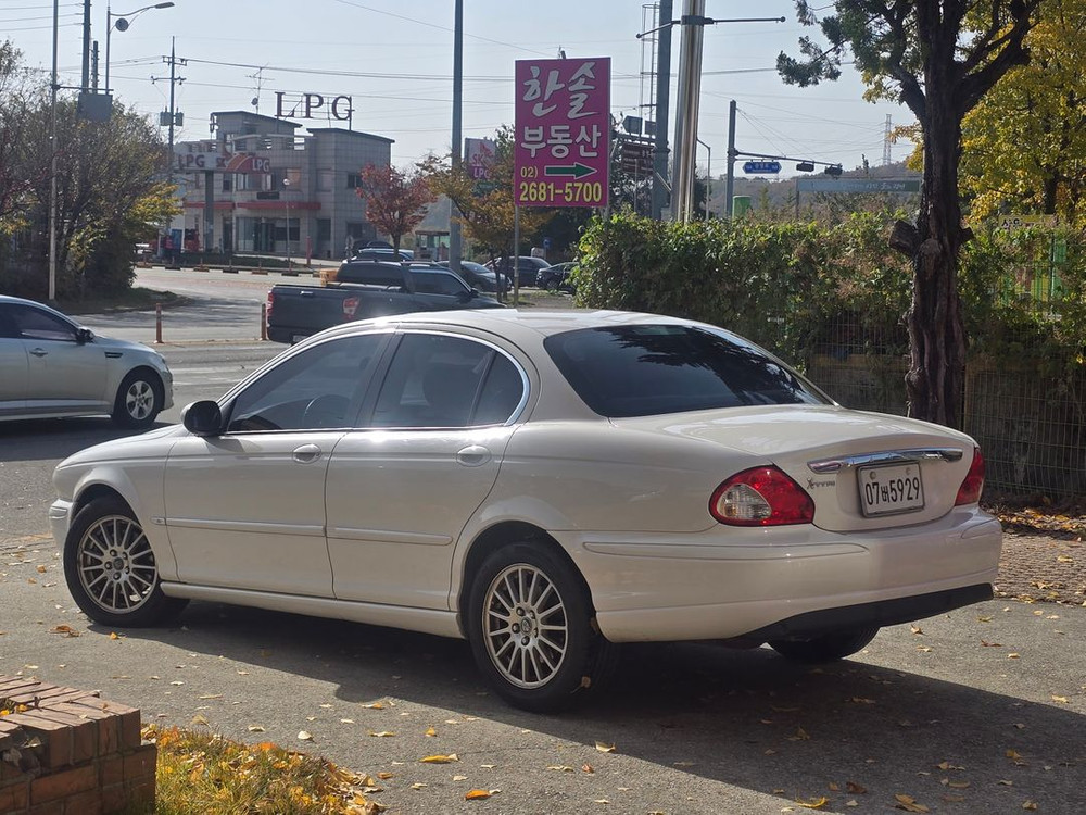 재규어x 트리플2.1 v6--3