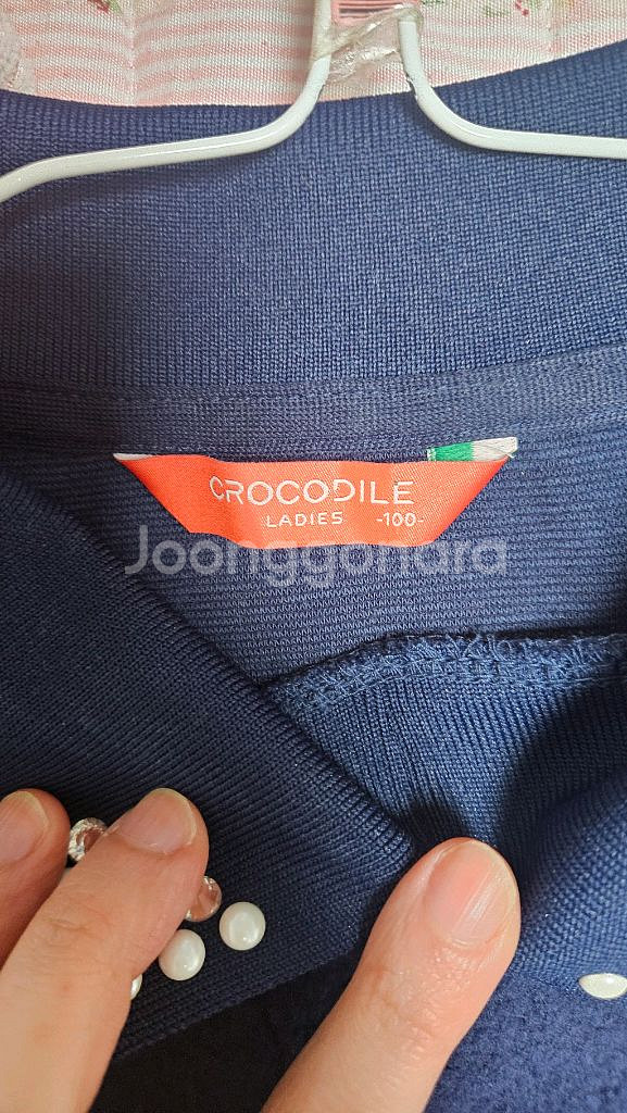 새제품) 크로커다일레이디 따뜻한 긴팔 상의 (정가 85,000)--4