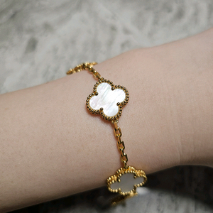 반클 스타일 금장 팔찌