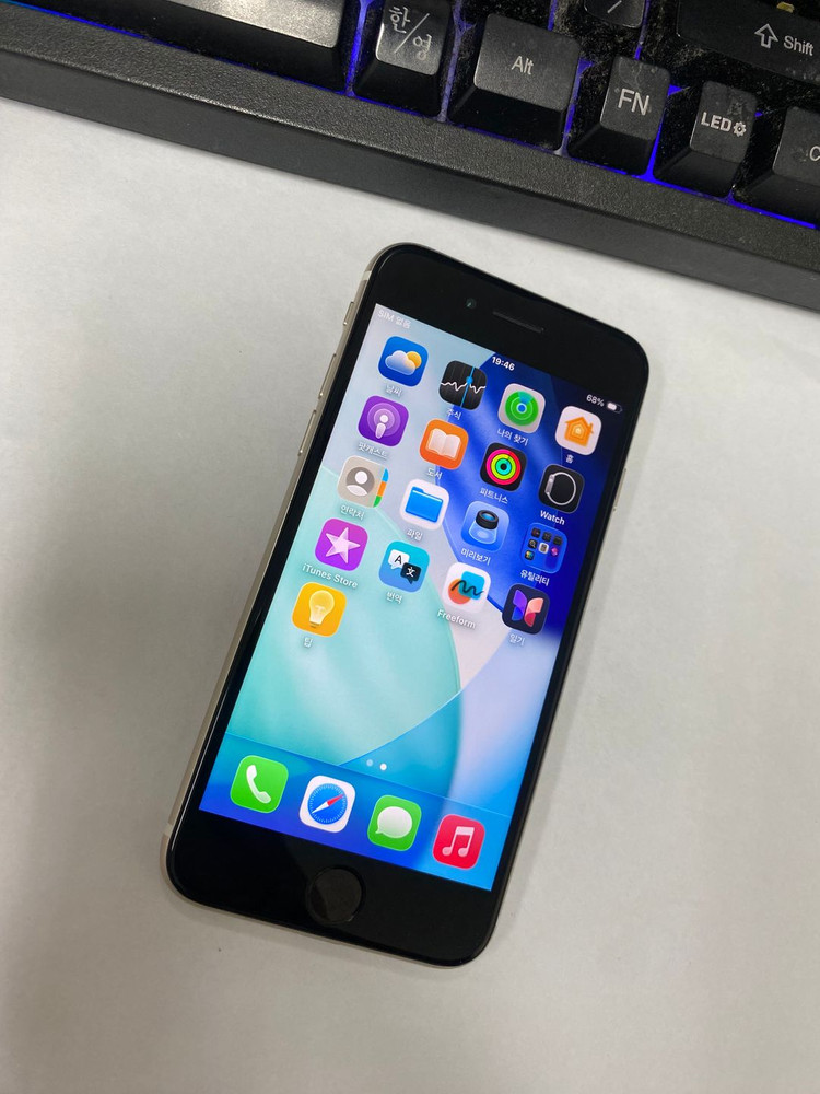 .아이폰SE3 스타라이트 특SSS급 128GB 배터리100% 서브폰 자녀폰 선물용추천 198284 이미지