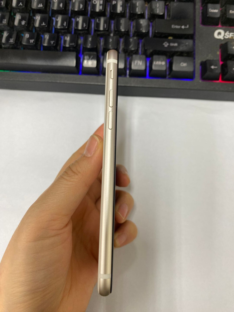 .아이폰SE3 스타라이트 특SSS급 128GB 배터리100% 서브폰 자녀폰 선물용추천 198284 이미지