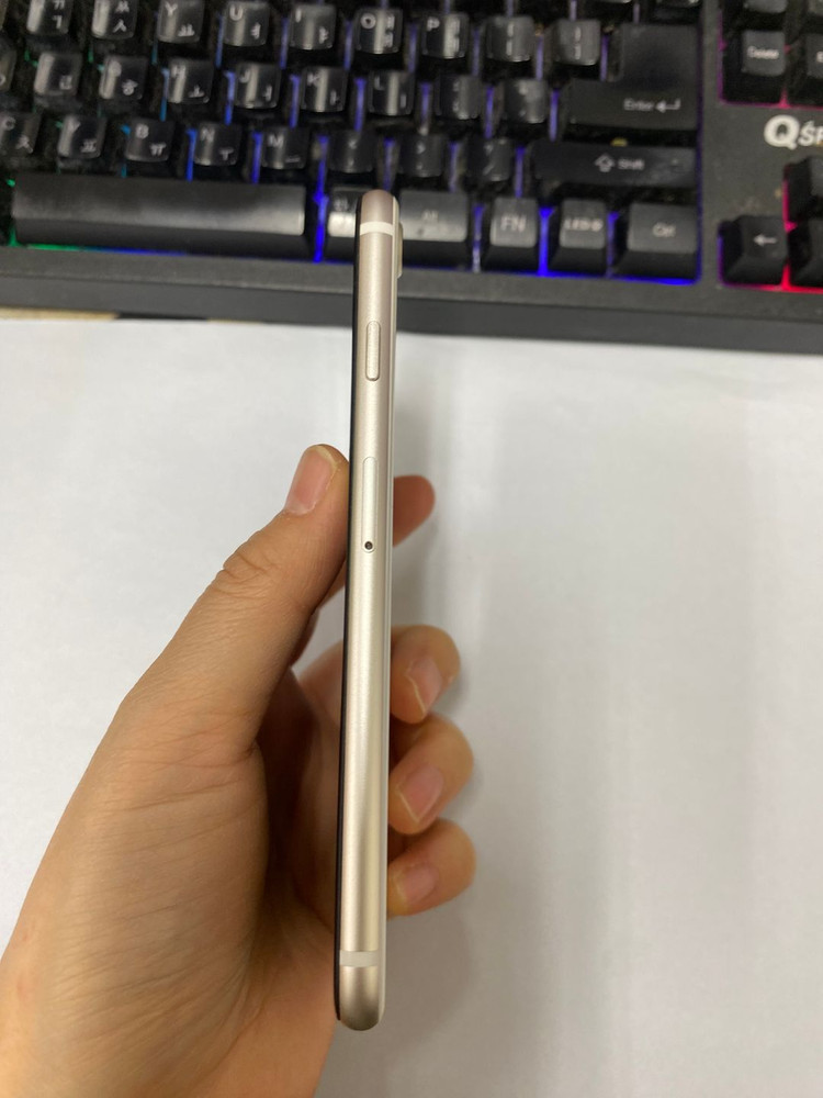 .아이폰SE3 스타라이트 특SSS급 128GB 배터리100% 서브폰 자녀폰 선물용추천 198284 이미지