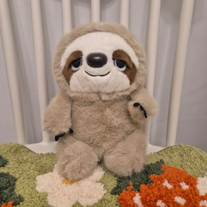 귀여운 나무늘보 인형