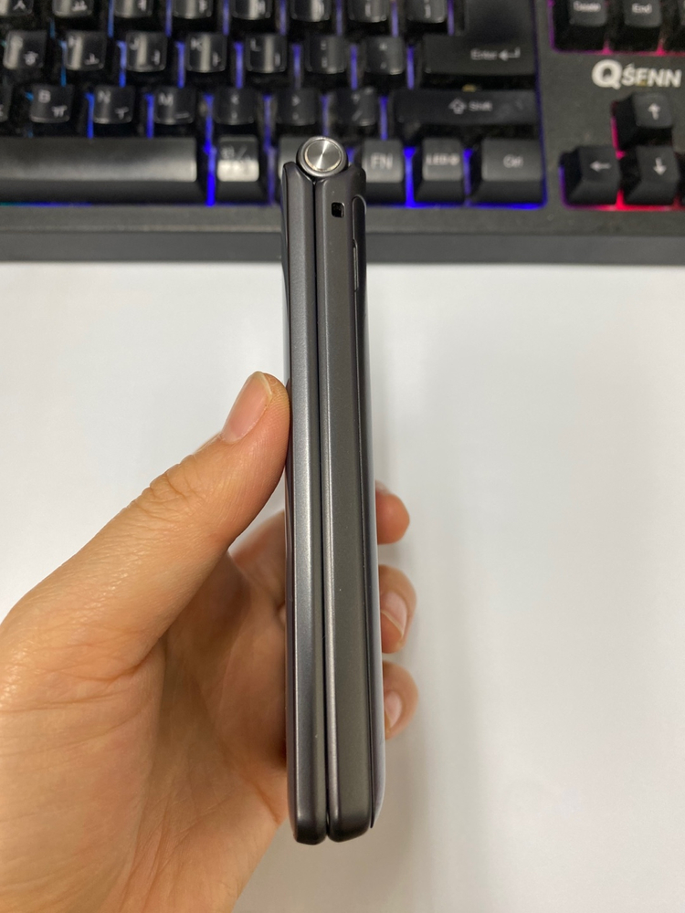 .21년형 KT 갤럭시폴더2 그레이 외관깔끔 32GB 효도폰 공부폰 학생폰 추천 017058--5