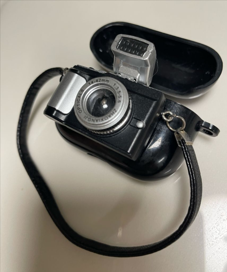 에어팟 프로(1,2) 케이스 카메라 모양--1