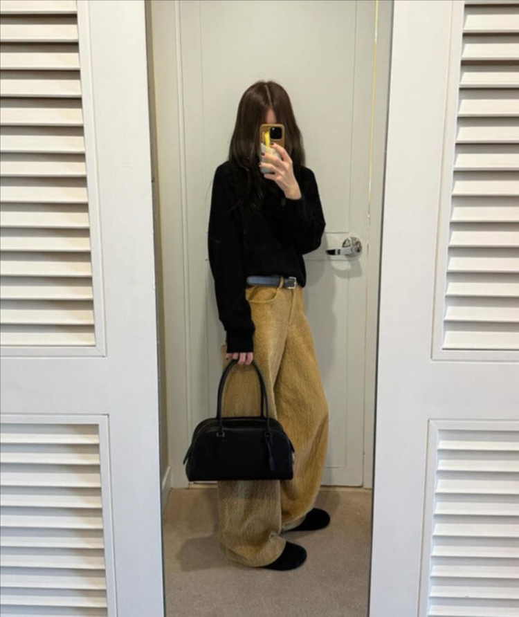 마크들리 아웃핏 아루드 모노심슨 딥뮤즈 팬츠--4