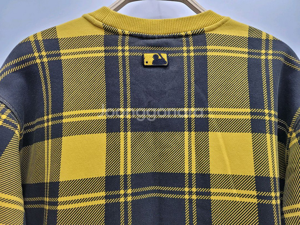 MLB 20FW 엠엘비 뉴욕양키즈 체크 오버핏 맨투맨 / 100 (L)--4