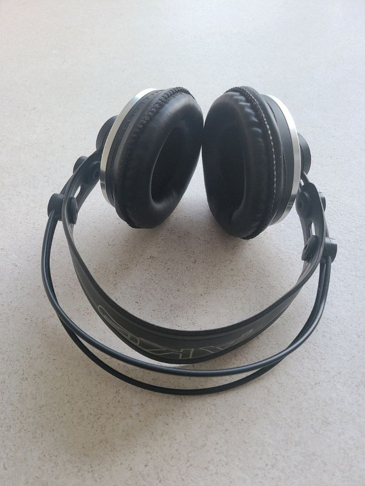 akg k271 studio 헤드폰 판매합니다 이미지