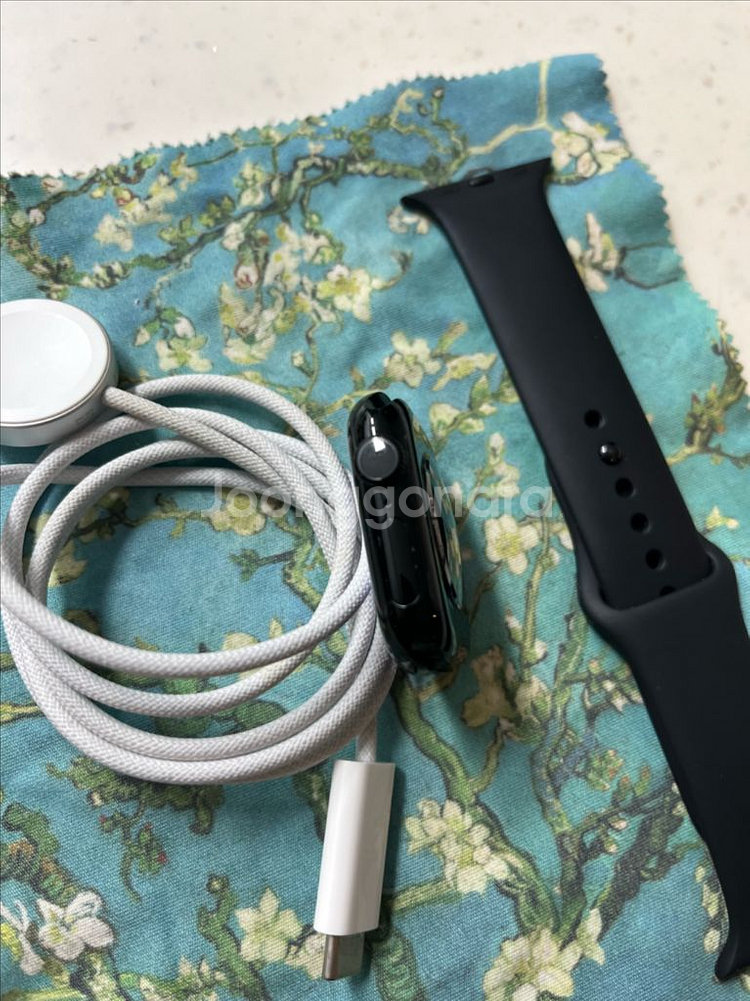 애플워치10 42mm 제트블랙 S급--4