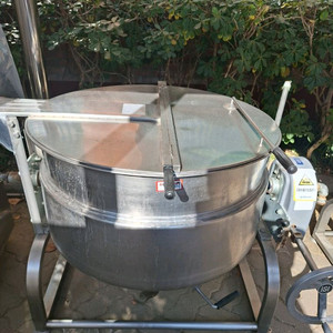,[신품급] 스팀회전솥 대형500~600인용소개합니다제조사: 화신주방산업 1.스팀회전솥 스텐레이스 HSSGKI