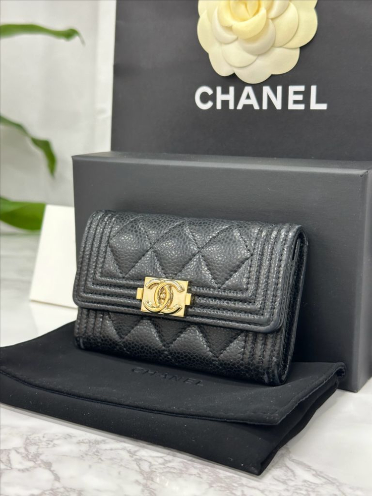 [풀구성]샤넬 보이 플랩 지갑 카프스킨 골드--1