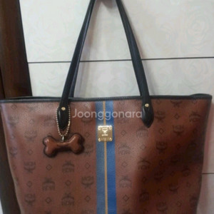 시그니처 패턴 토트백