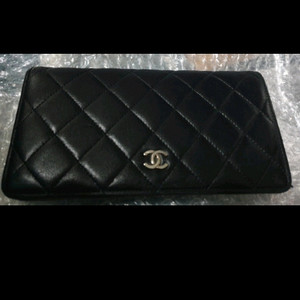 샤넬은장 쿨팅 장지갑 정품 인기제품!