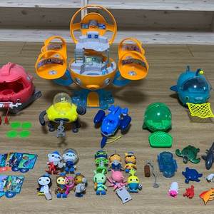 옥토넛 탐험선, 피규어, 카메라, 바다생물들, 소품들 일괄