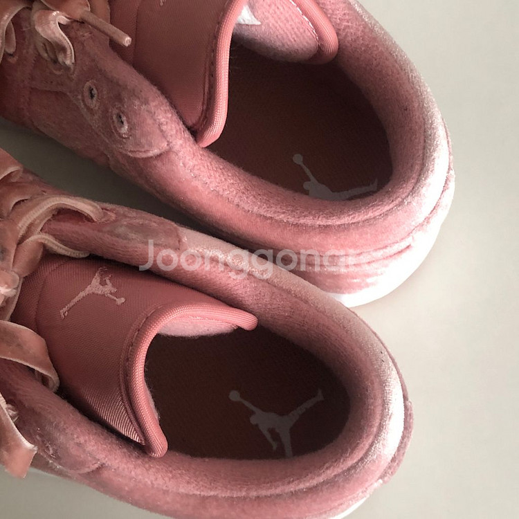 나이키 조던 1 로우 벨벳 핑크 245--2