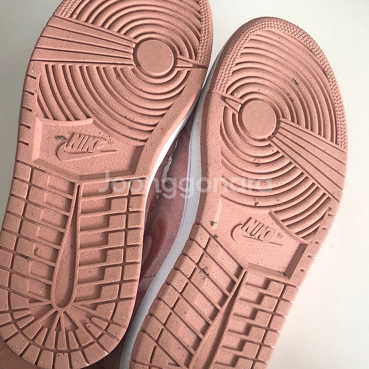 나이키 조던 1 로우 벨벳 핑크 245--3