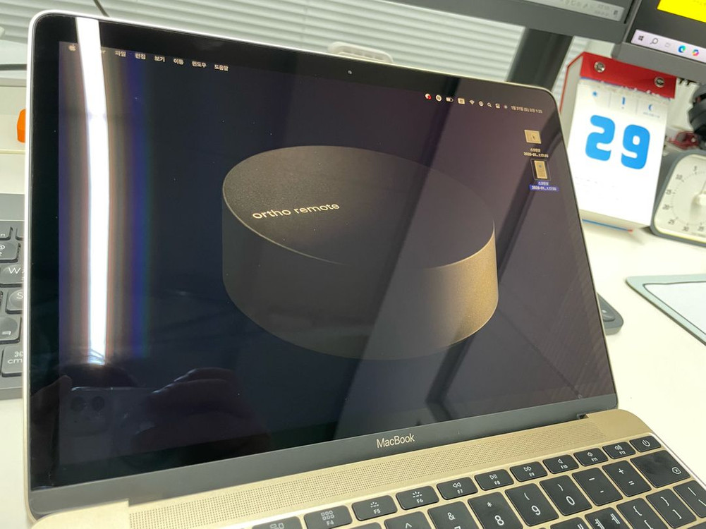 뉴 맥북 12인치 i5 2017 미친 컨디션 (20년 구매)--3