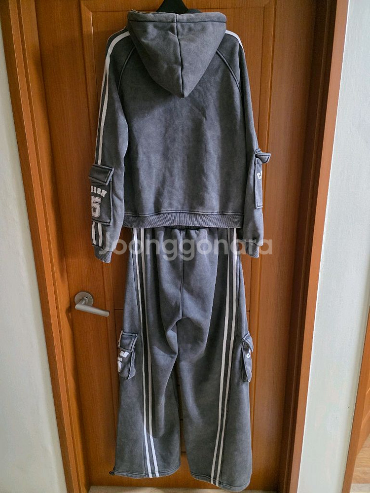 (새상품)피그먼트워싱 고퀄 특이한 디자인 셋업(남녀공용)--1