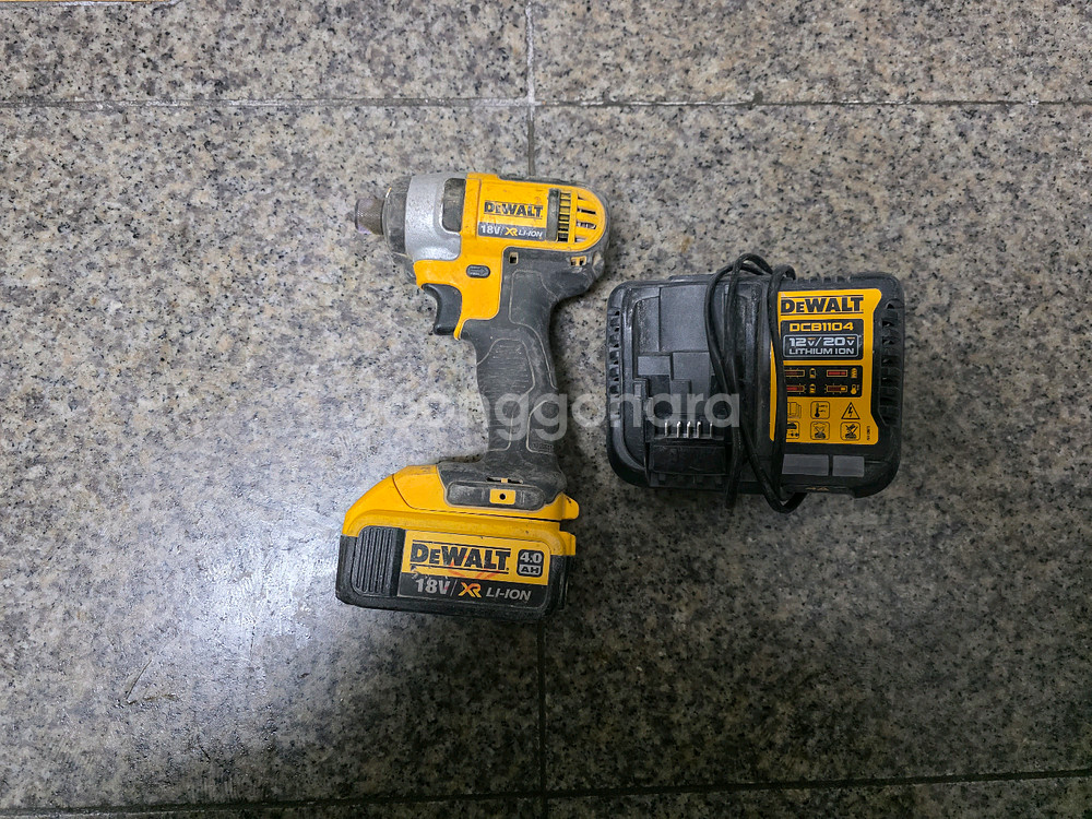 디월트855임팩드릴팝니다--1