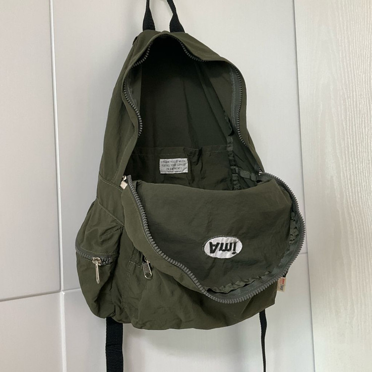 (새상품)아미먼트 경량 나일론 백팩--9