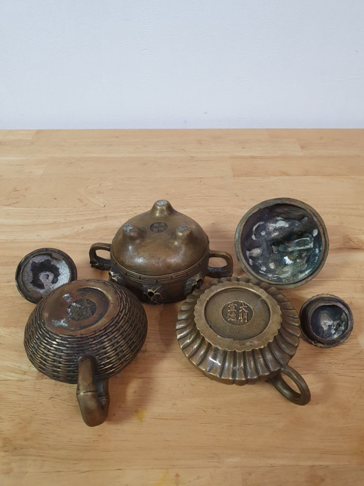 동 주전자 이미지