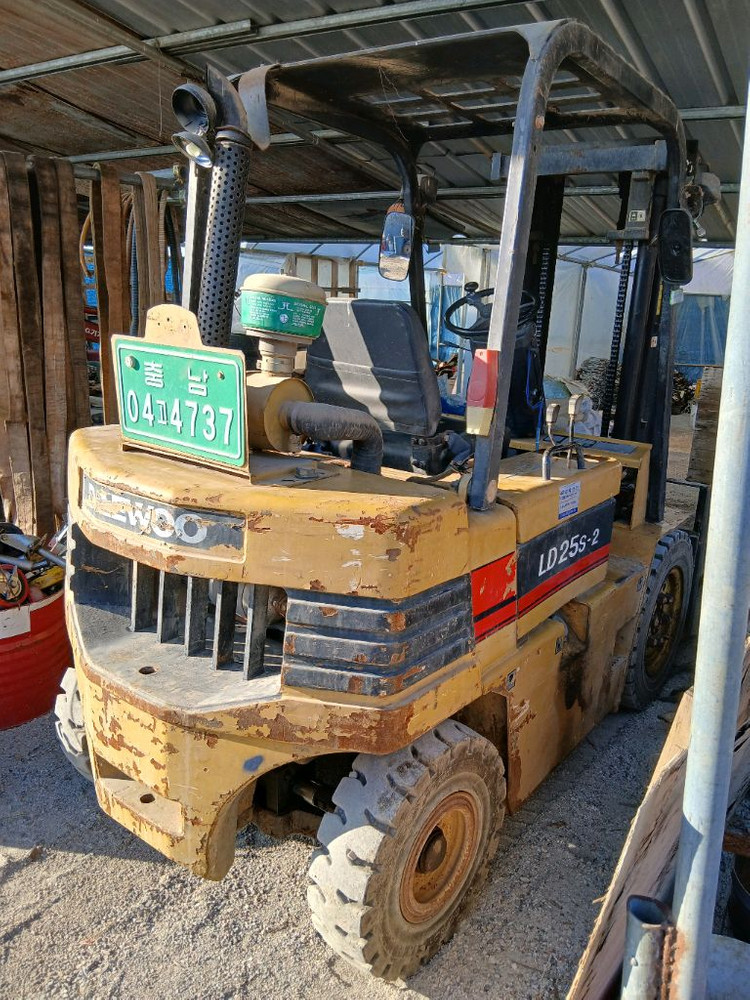 2.5톤지게차 디젤오토 2단마스타 이전해야됩니다--3