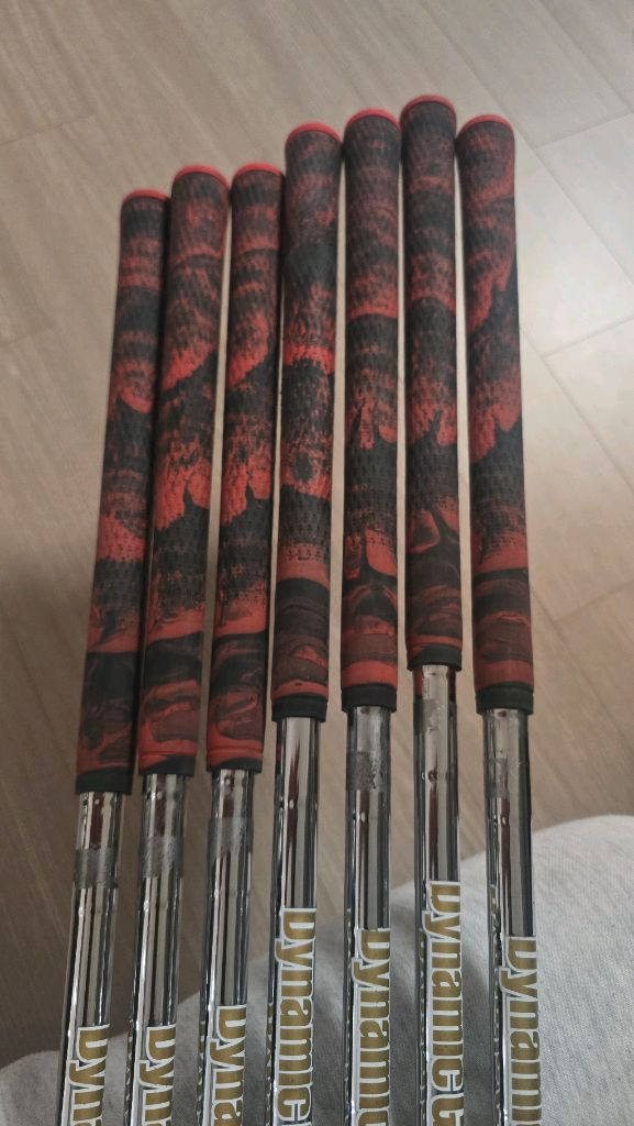 피팅아이언 제스타임 Fi302 7아이언 뉴다골 105 이오믹 그립 아이언 세트--7