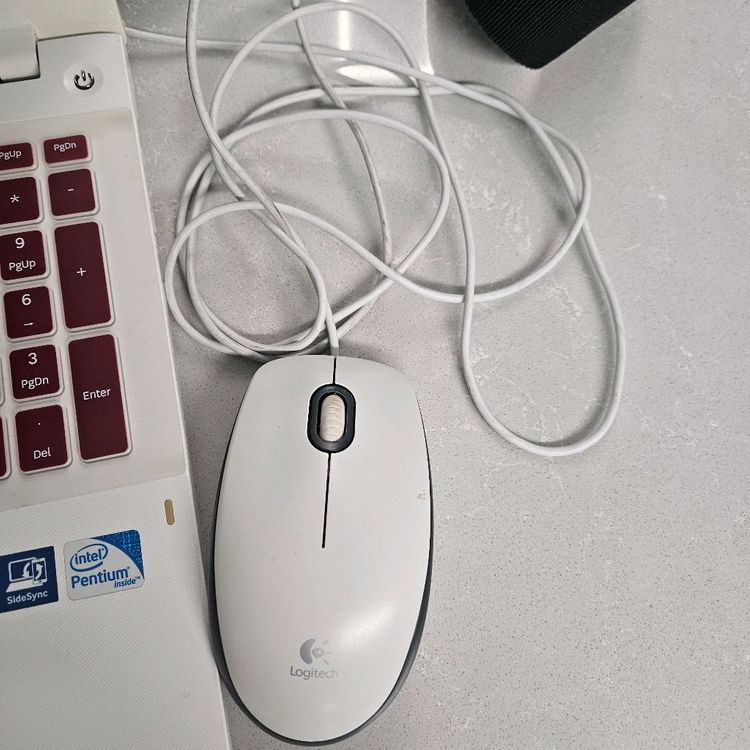 삼성 아티브북4 노트북 (부품용/일반웹서핑용)--5