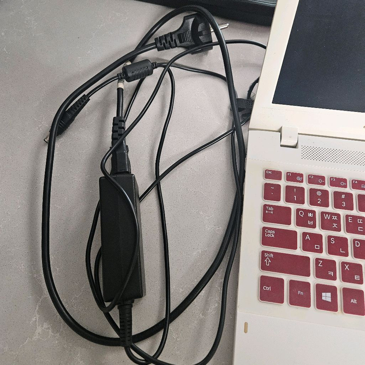 삼성 아티브북4 노트북 (부품용/일반웹서핑용)--6