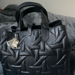 디올 그래픽 까나쥬 뚜주흐 백 미듐 블랙