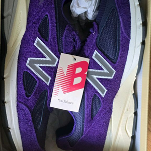 (새제품) 뉴발란스 990v4, U990TB4_290