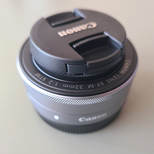캐논 EF-M 22mm F2 STM 여친렌즈 단렌즈