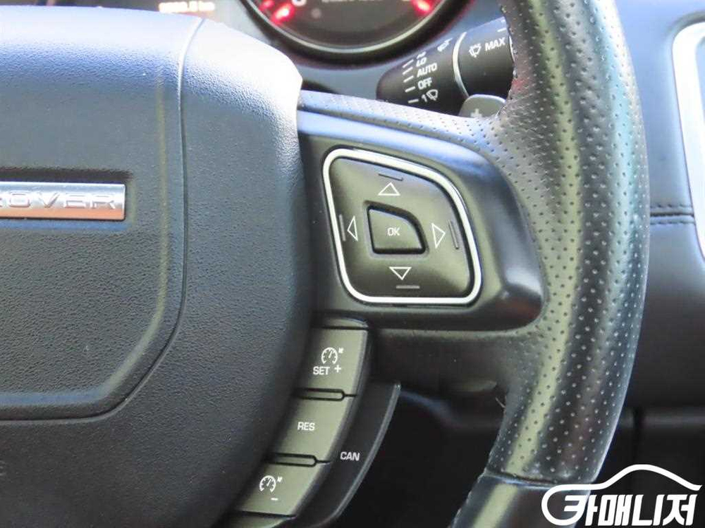 [랜드로버]레인지로버 이보크 2.2 SD4 다이나믹 (5인승) #2026년특가--9