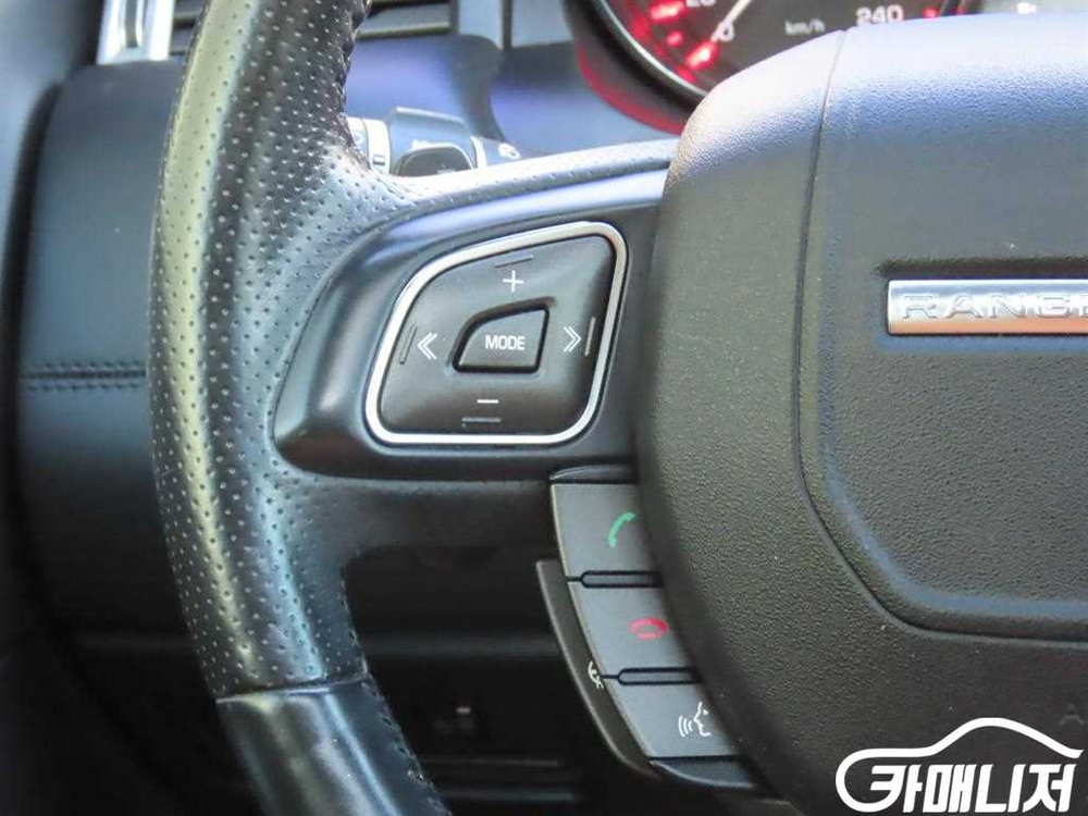 [랜드로버]레인지로버 이보크 2.2 SD4 다이나믹 (5인승) #2026년특가--8