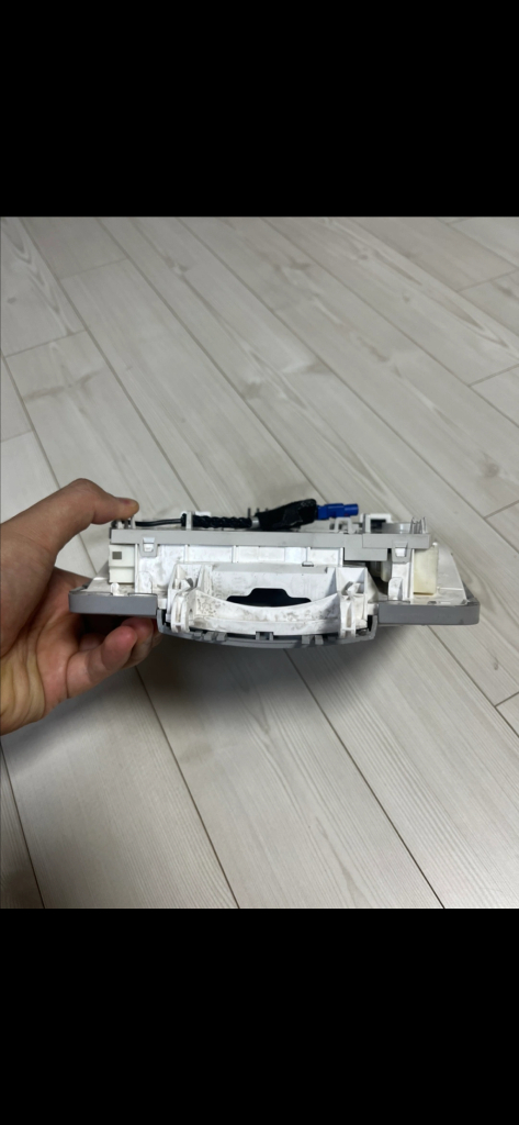 벤츠 W212 E300 1열 맵등 A2129003406 이미지