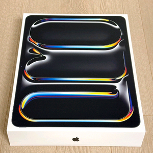 미개봉 아이패드 프로 13 M5 256g 판매 합니다.