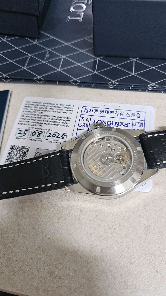 론진 콘퀘스트 38mm 블랙 L3.720.4.52.6 이미지