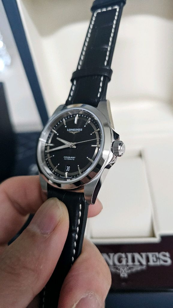 론진 콘퀘스트 38mm 블랙 L3.720.4.52.6 이미지