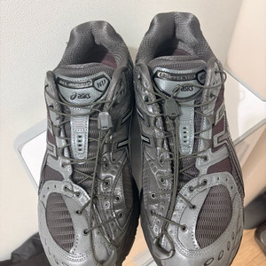 아식스 젤 님버스 10.1언어펙티드 콜라보 운동화 건메탈 사이즈 280