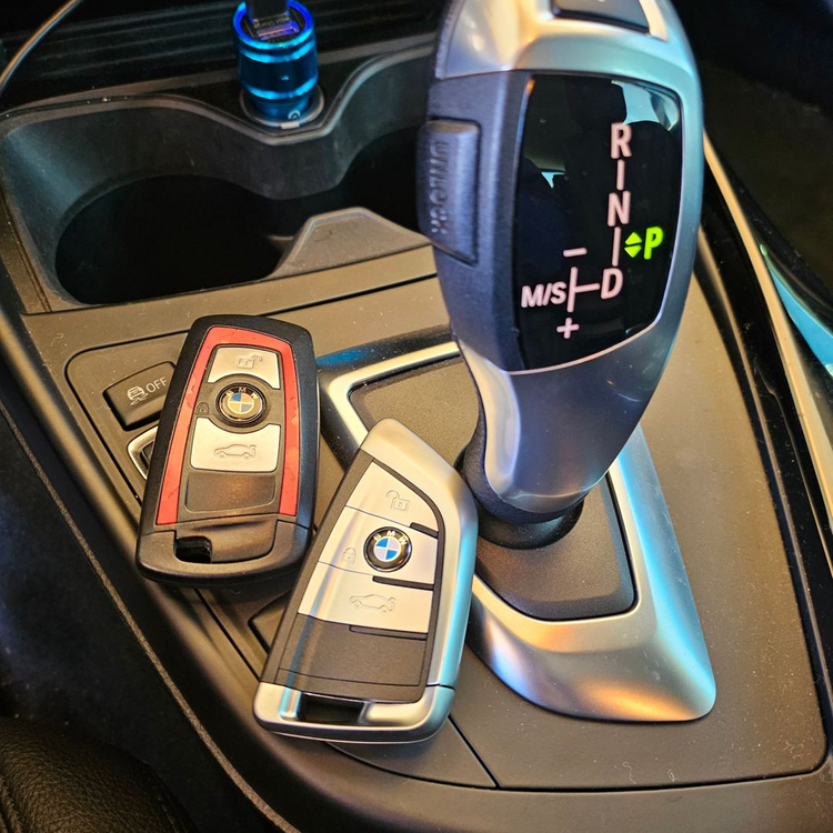 BMW 118d 차키 하나 남았을 때, 칼키 추가 제작이 정답 이미지