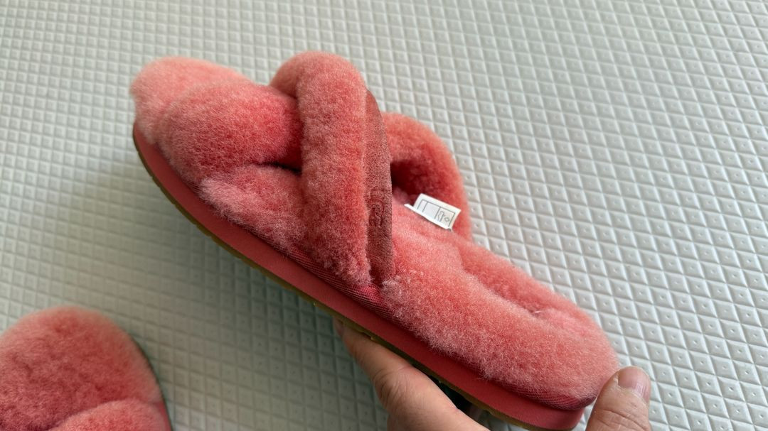 미국 어그 슬리퍼 230 팝니다 이미지