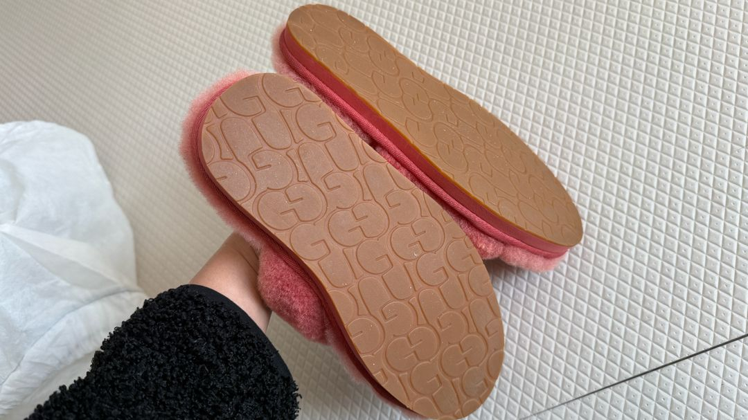 미국 어그 슬리퍼 230 팝니다 이미지