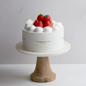 투썸플레이스 딸기 생크림 케이크 기프티콘 팝니다