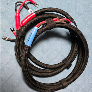 MJAUDIO 말발굽 스피커 케이블 2.5미터 한쌍 80,000원