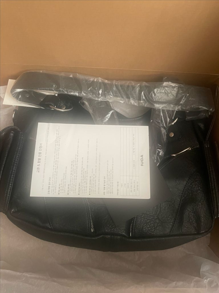 이우가마카라스 숄더백 블랙 새상품 이미지