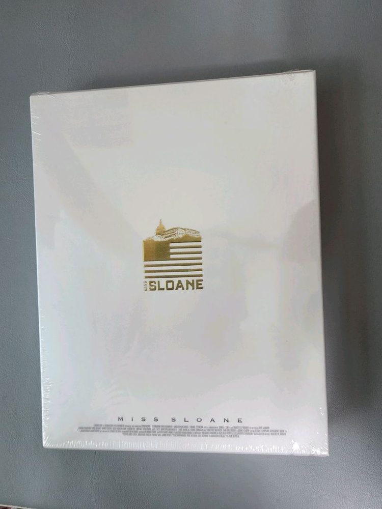 미스 슬로운 블루레이 미개봉--2