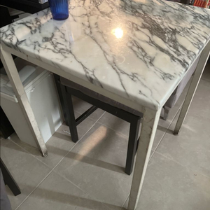 천연 대리석 2인 테이블